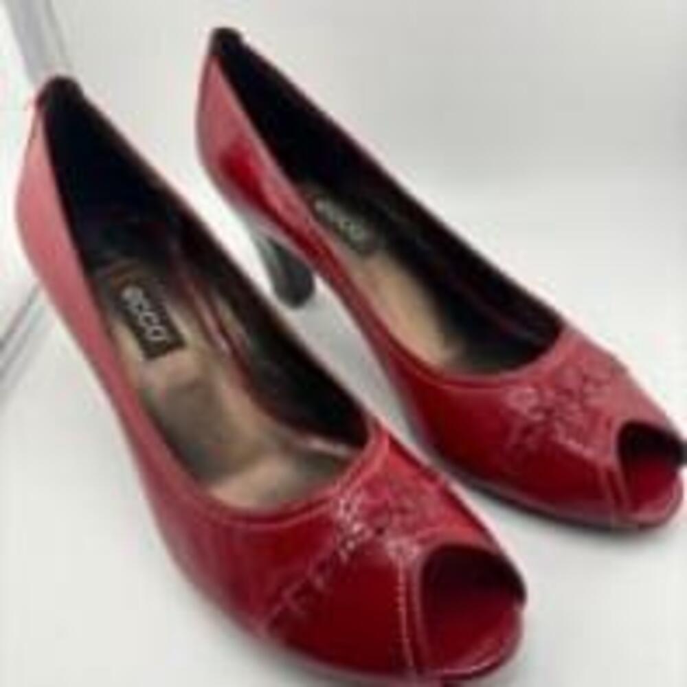 Women's ECCO Red Leather Peep Toe Pumps Size EU 40, 9.5